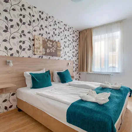 Mono With Free Parking * Budapest