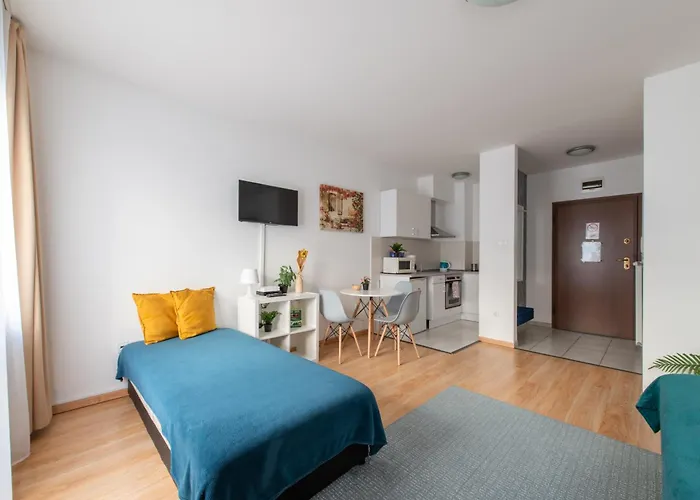 Mono With Free Parking Daire